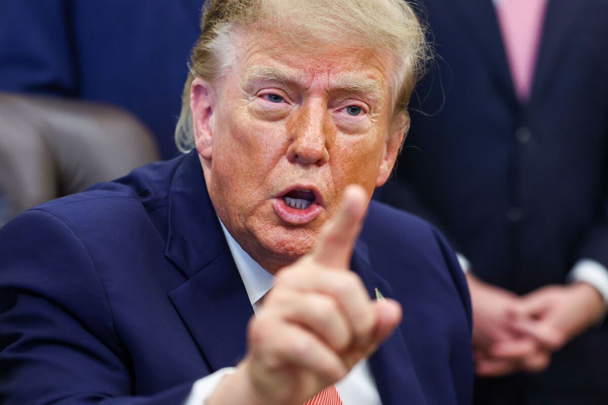 Trump PAC Unleashes $277 Million to Aid Republicans in Midterms