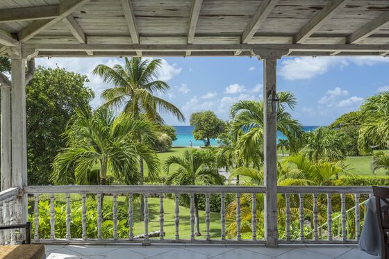 The Best Poolside Lunches in the Caribbean