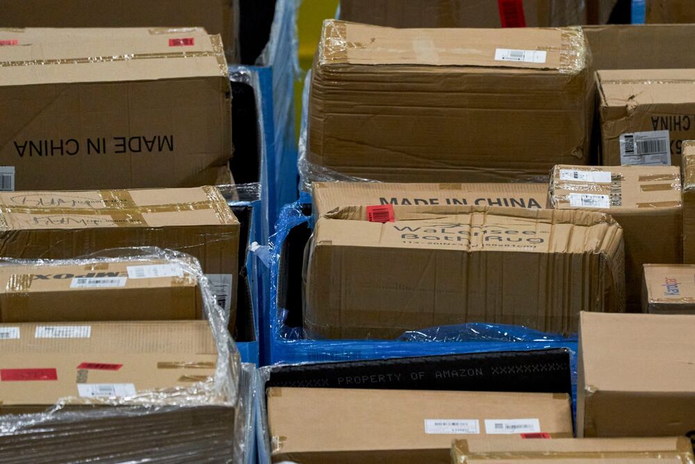 アマゾン、中国製品の一部注文停止－トランプ関税による打撃軽減