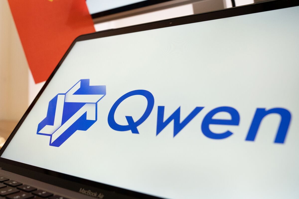 Alibaba’s Qwen Technology Lead Sets Up In-House Robot AI Team