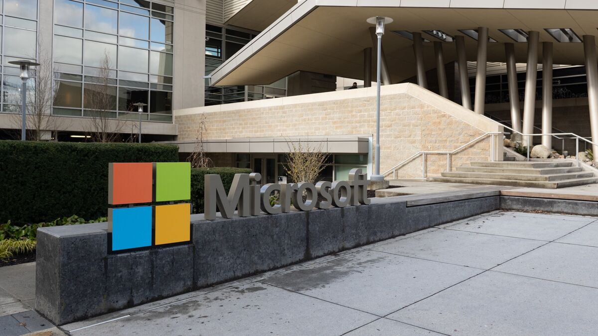 Microsoft Exempts Many Salespeople from Return-to-Office Mandate