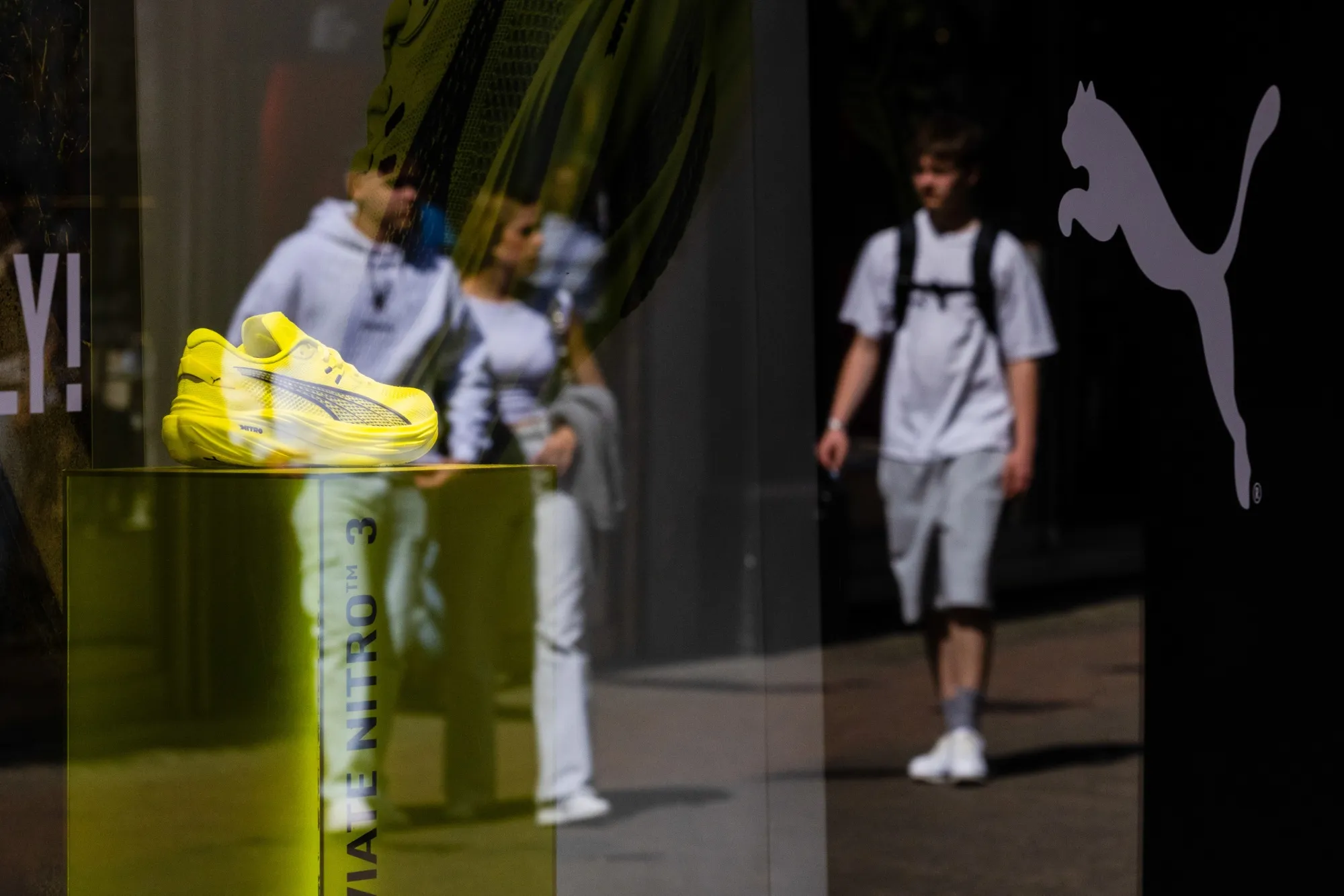 A Puma SE Deviate Nitro 3 running shoe on display in a shop in London.