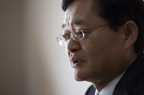 Toshiba Says Ex-CEO Kurumatani Violated Ethical Standards
