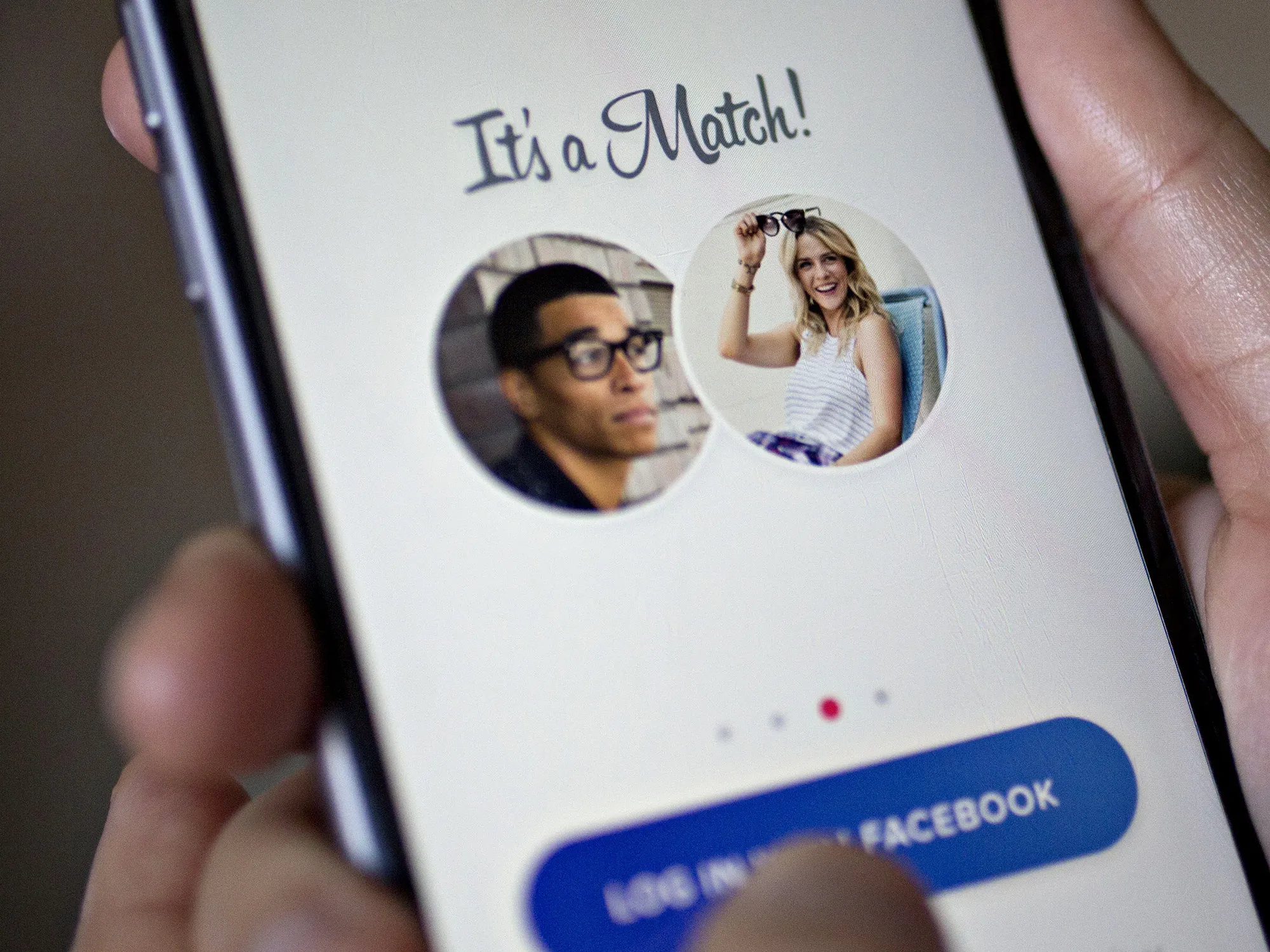 Tinder Owner Match Group Buys Hinge, the Anti-Tinder Dating App - Bloomberg