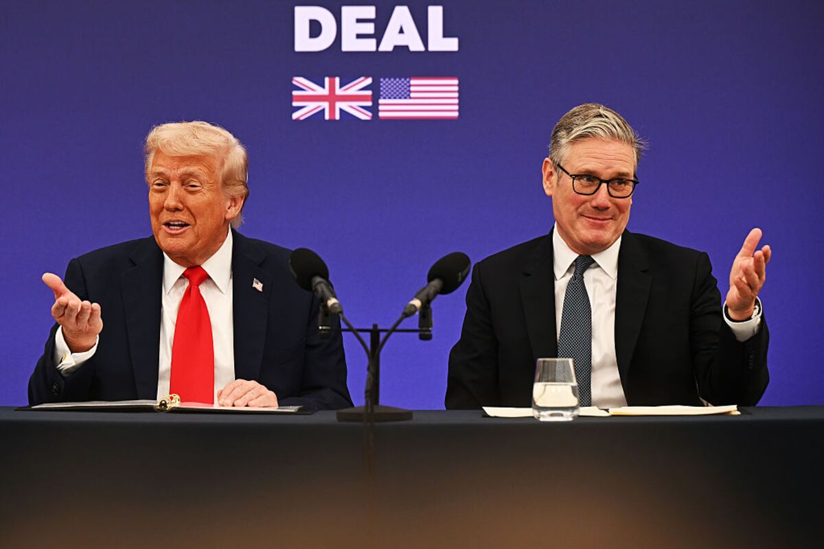 This Anglo-American Odd Couple Can Carry On