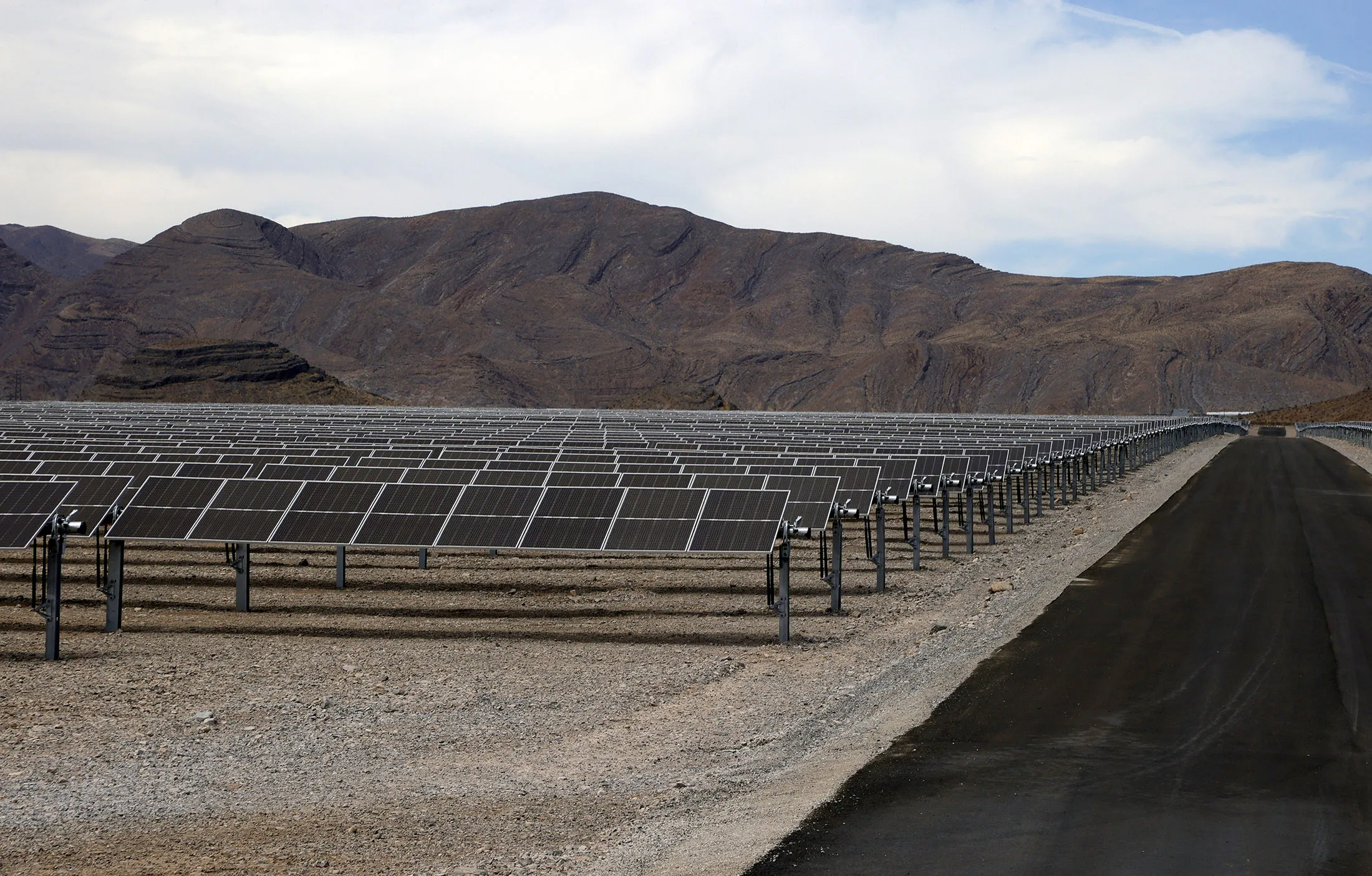MGM Resorts International Launches Solar Array To Power  35% Of Its Las Vegas Needs
