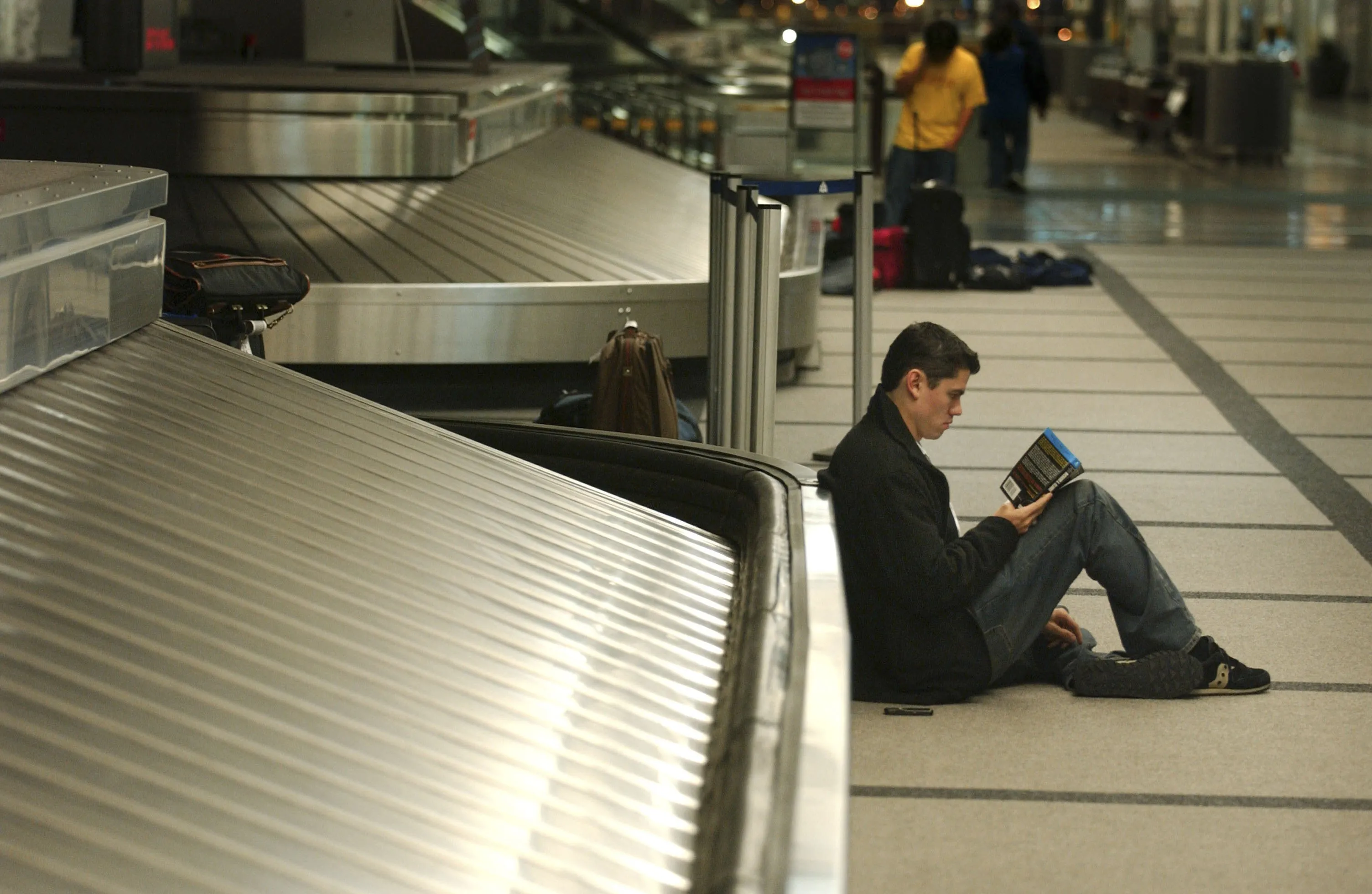 After Crypto Bubble, Some Books to Restore Financial Common Sense in 2023 -  Bloomberg