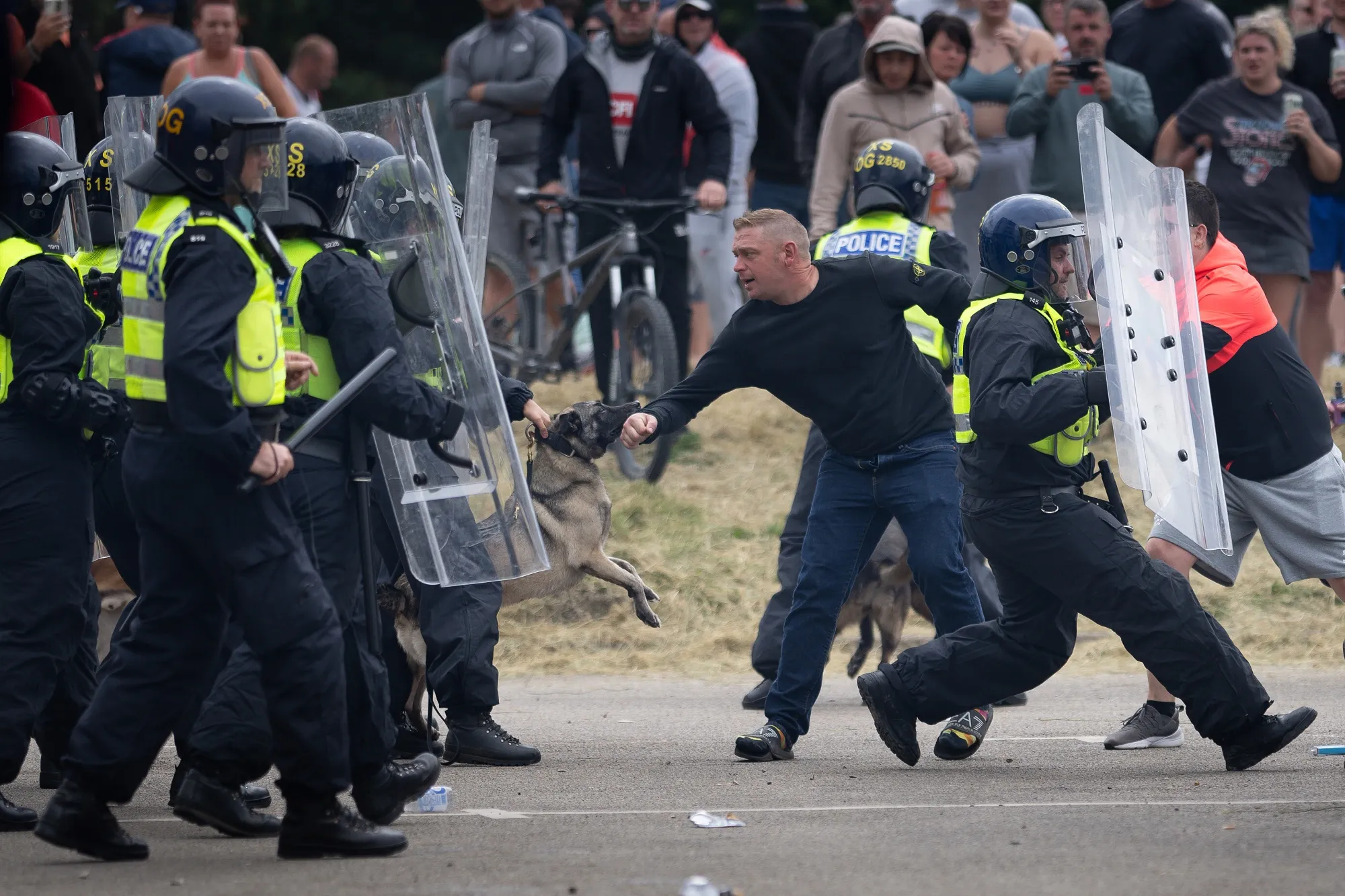 Starmer Calls Emergency Meeting After Protests, Riots Flare Across ...