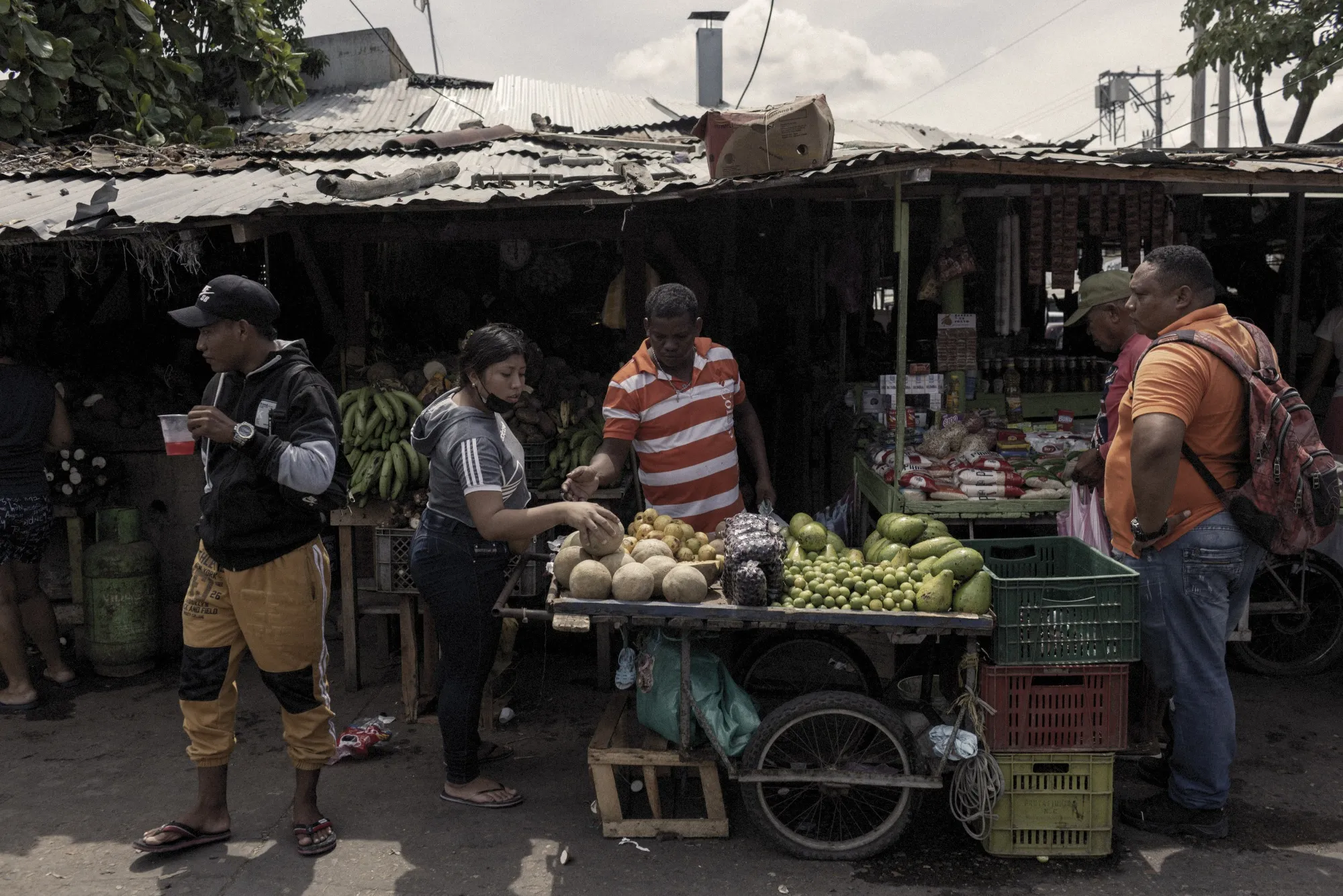 Shoppers at a food market in Riohacha, Colombia.