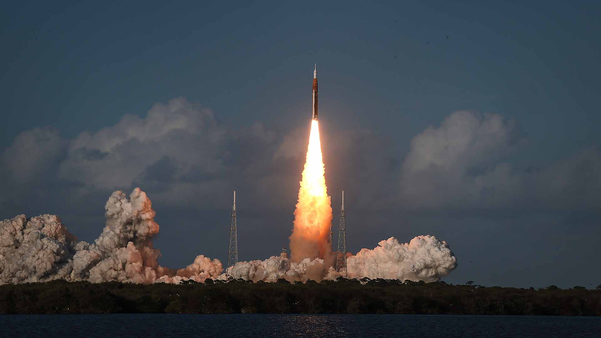 Watch the historic launch of Artemis II