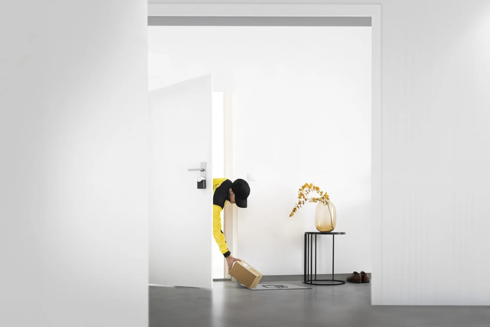 A new service allows Austria’s national post service to deliver parcels indoors when homeowners aren’t in.