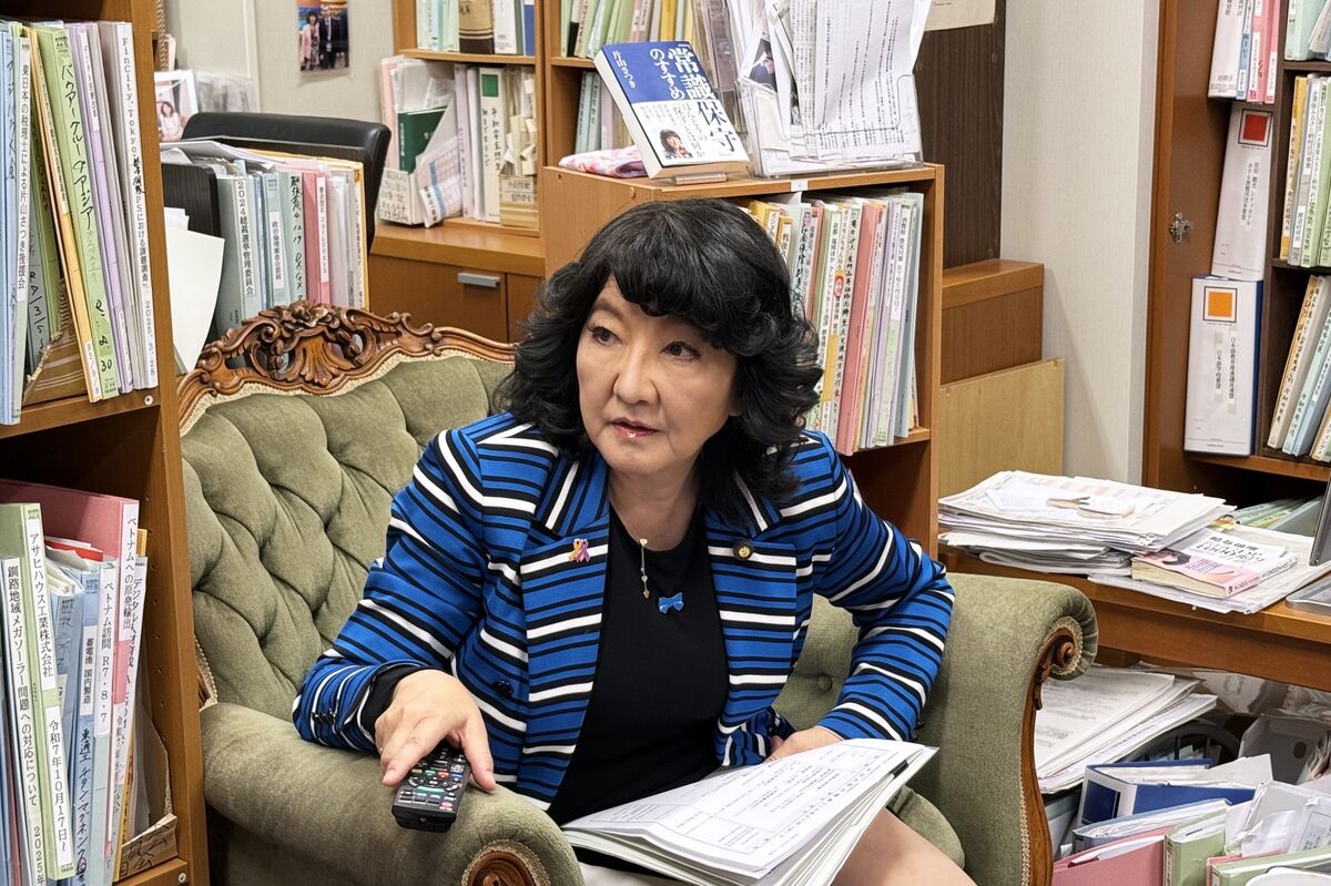 Japan PM Takaichi Picks Just Two Other Women as Cabinet Members