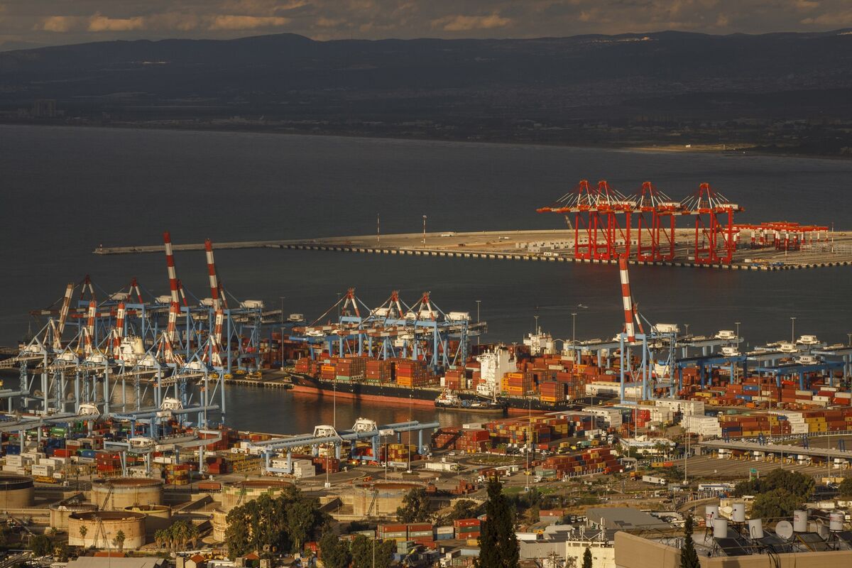 Supply Chain Latest: Israeli Sea Ports and Air Cargo Operations - Bloomberg