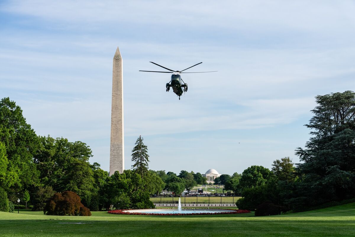 White House Helipad to Stop Copter from Burning Lawn, Navy Says