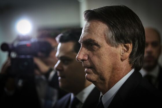 ‘Long, Noisy’ Pension Overhaul Drags Down on Brazil’s Market Rally