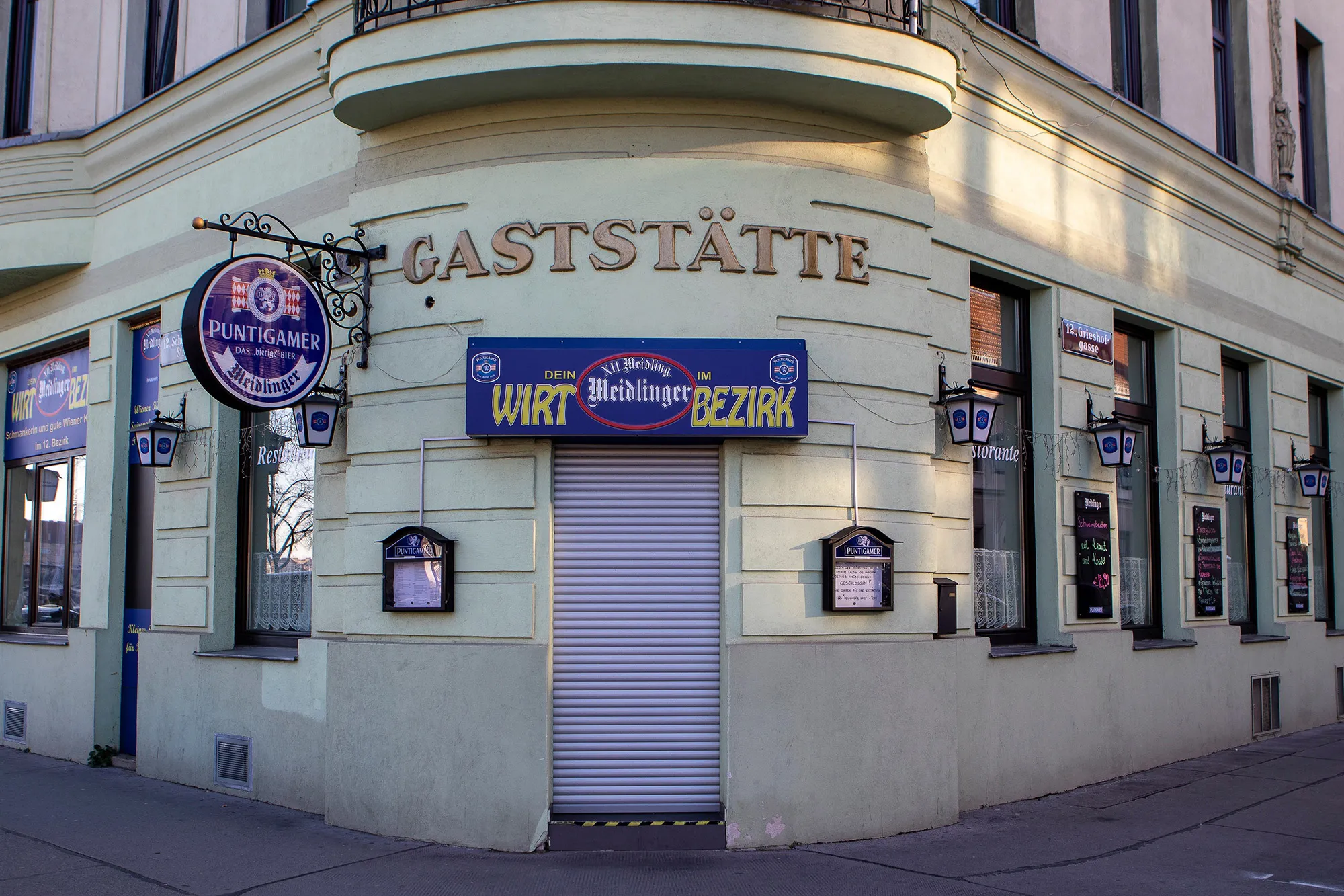 A closed restaurant&nbsp;due to the virus in Austria,&nbsp;on March 15.&nbsp;