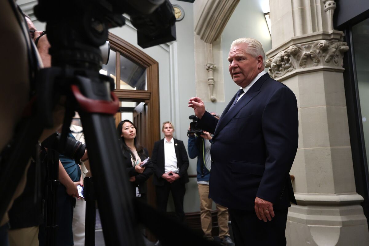 assets.bwbx.io image