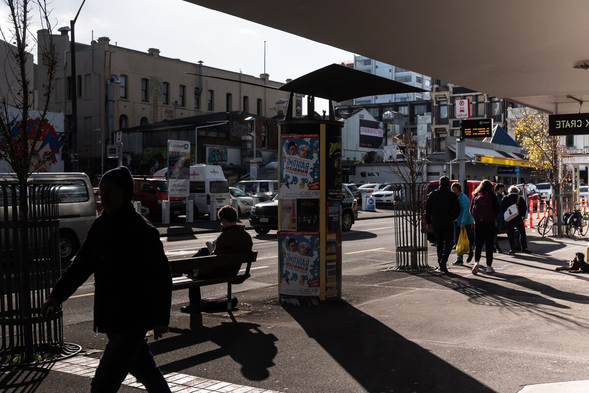 New Zealand Immigration Hits Fresh Record High as Policymakers Fret
