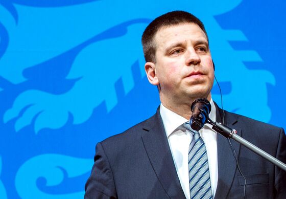 Estonian PM Survives No-Confidence Vote Over Nationalist Ally