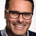 Headshot of Eduardo Luz