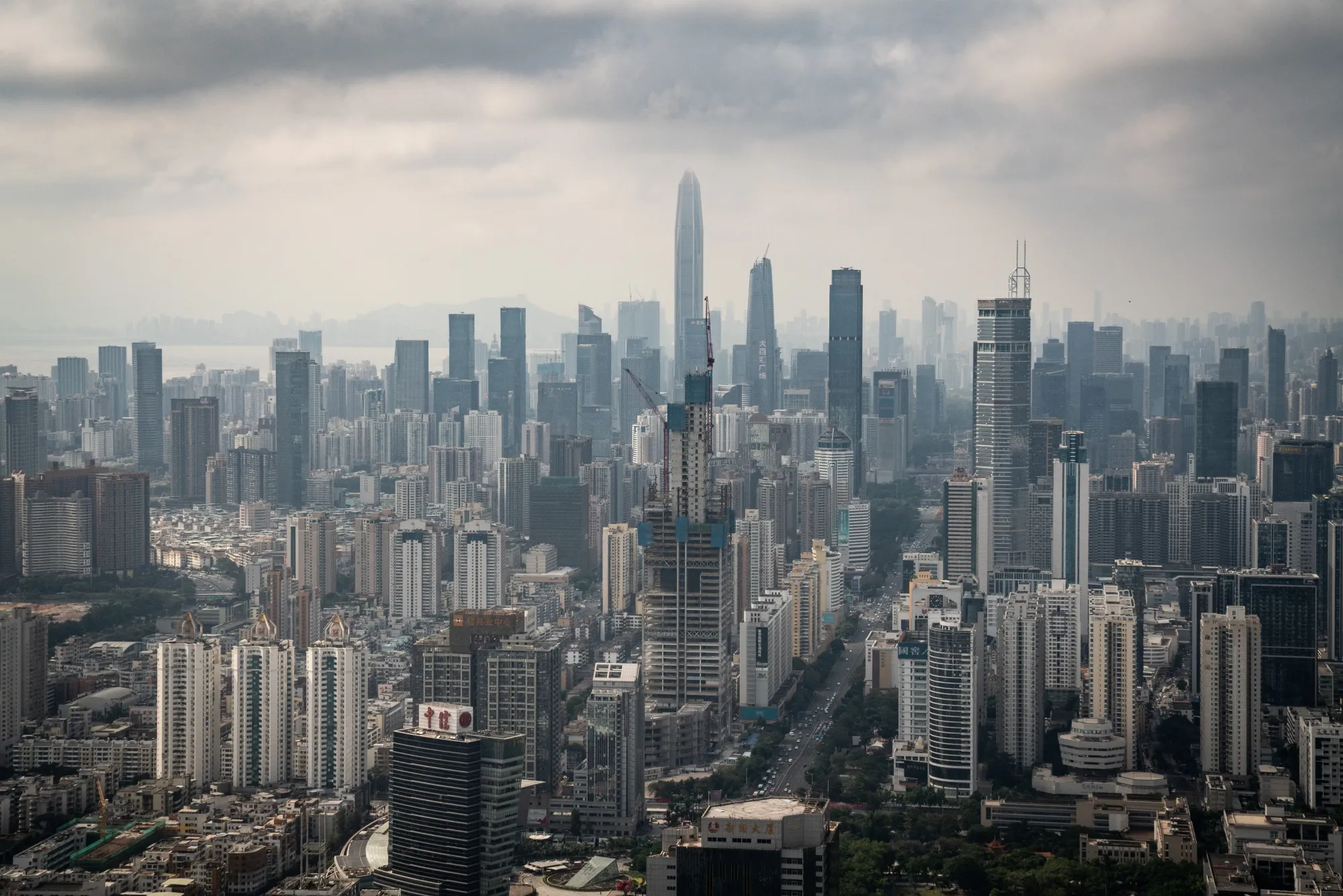 Views of Shenzhen As China’s Li Sees Economy Returning to 'Proper' Range Next Year