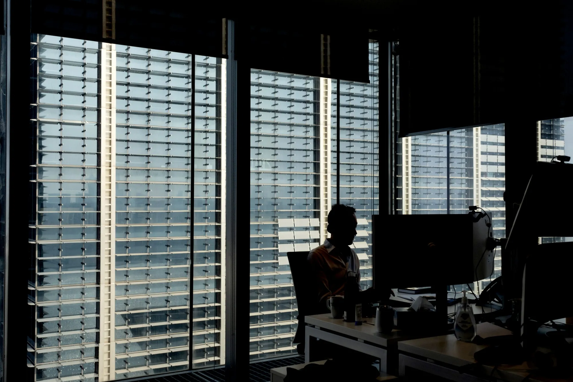 UAE Real Estate: Abu Dhabi Faces Office Space Shortage as Hedge Funds Rush  In - Bloomberg