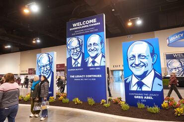 Inside The Berkshire Hathaway Annual General Meeting
