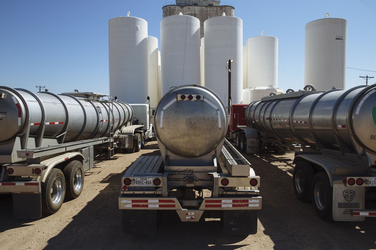 bloomberg.com - Ari Natter - Critics See Bailout in Federal Purchase of Oil Companies' Debt