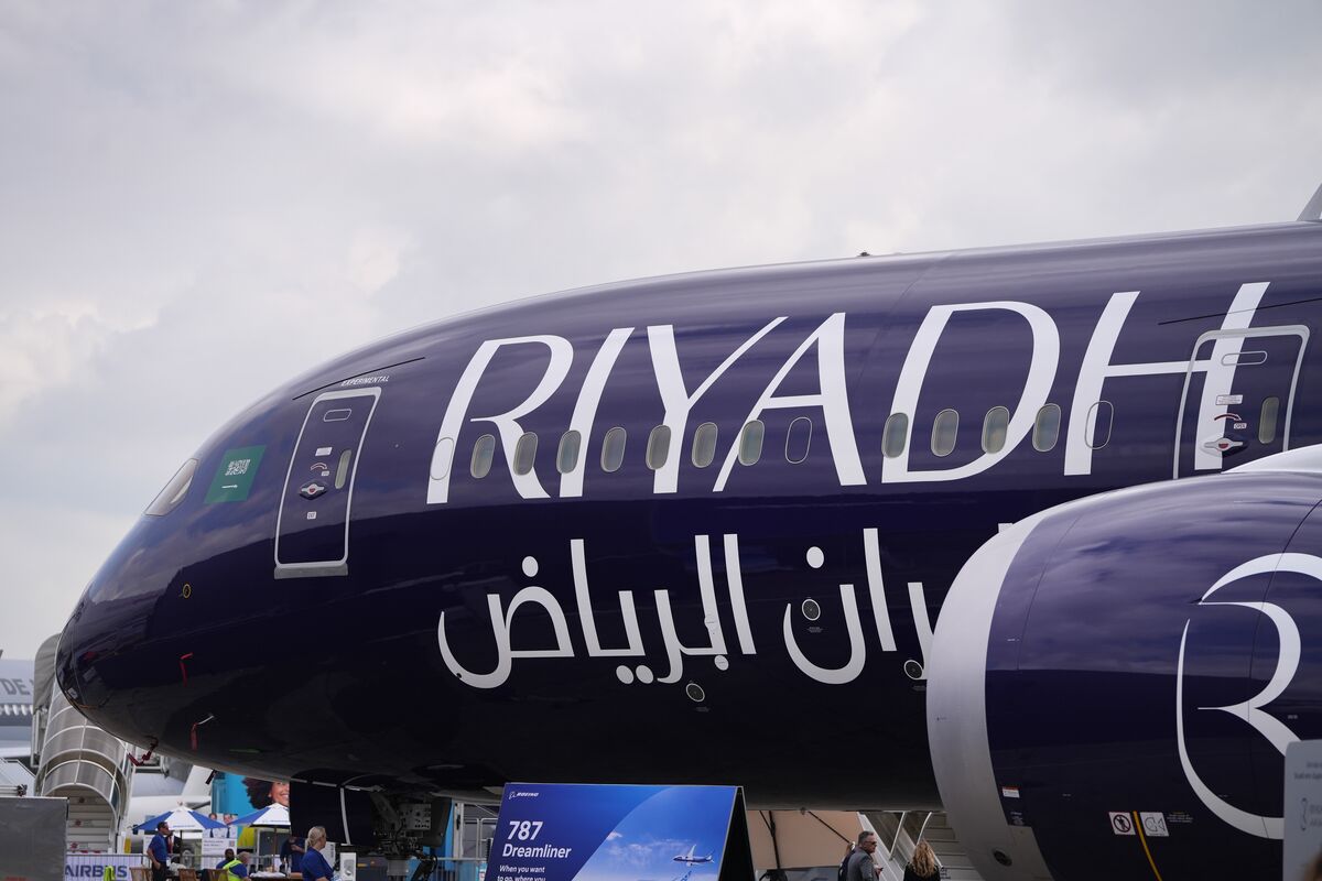 Dubai Air Show: Riyadh Air Set to Order 100 Boeing Max Jets to