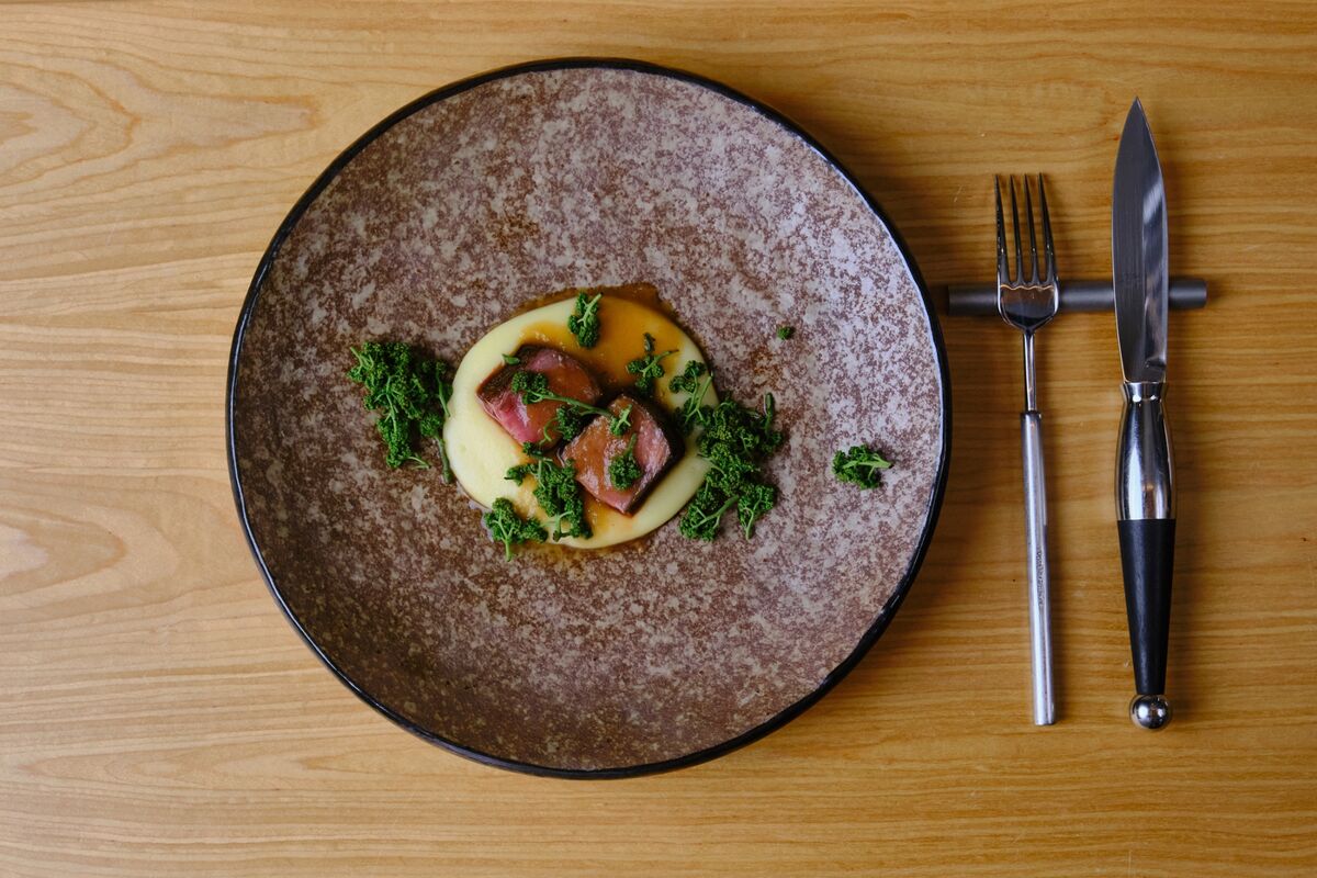 The Best Restaurants to Book in Hong Kong Right Now