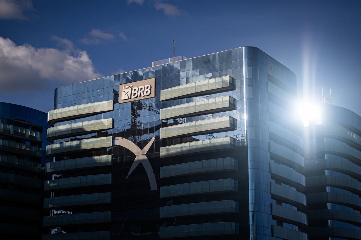 assets.bwbx.io image