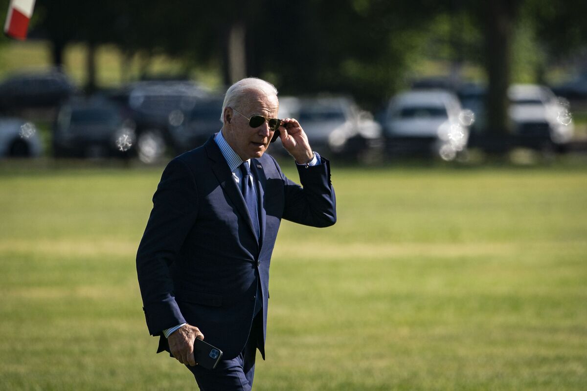 US Biden Likely to Announce 2024 Re-Election After Holidays, Klain Says