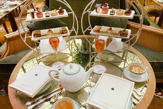 You Can Now Book a Marvelous Mrs. Maisel Suite at the Plaza Hotel