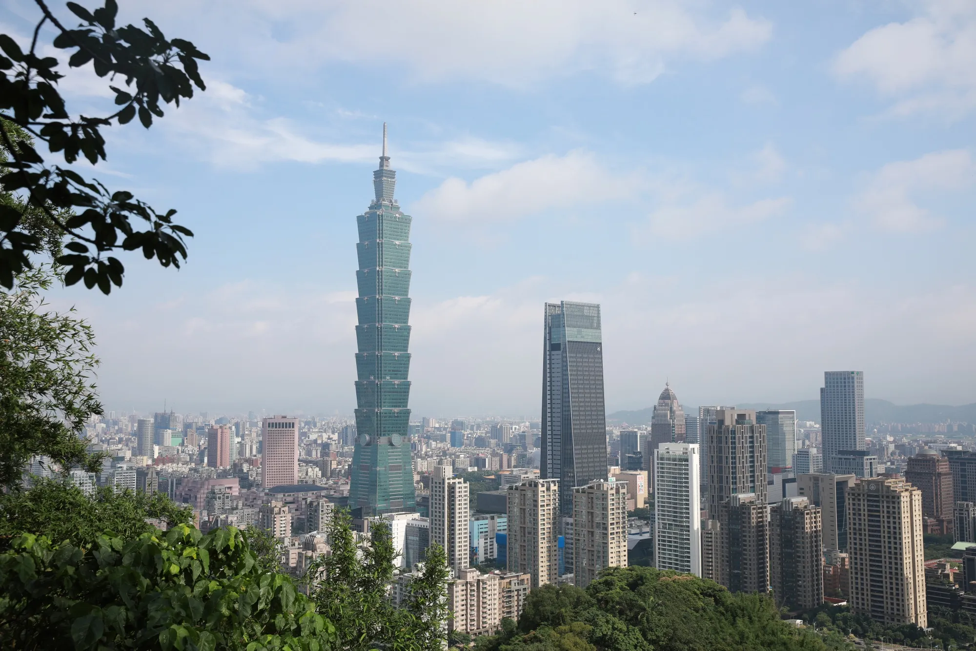 Taiwan Lowers 2020 Growth Outlook as Virus Weighs on Economy 