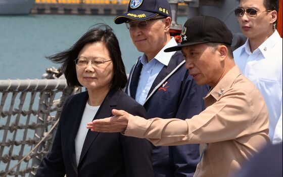 Stuck Between Trump and China, Taiwan Bets on Homegrown Defense