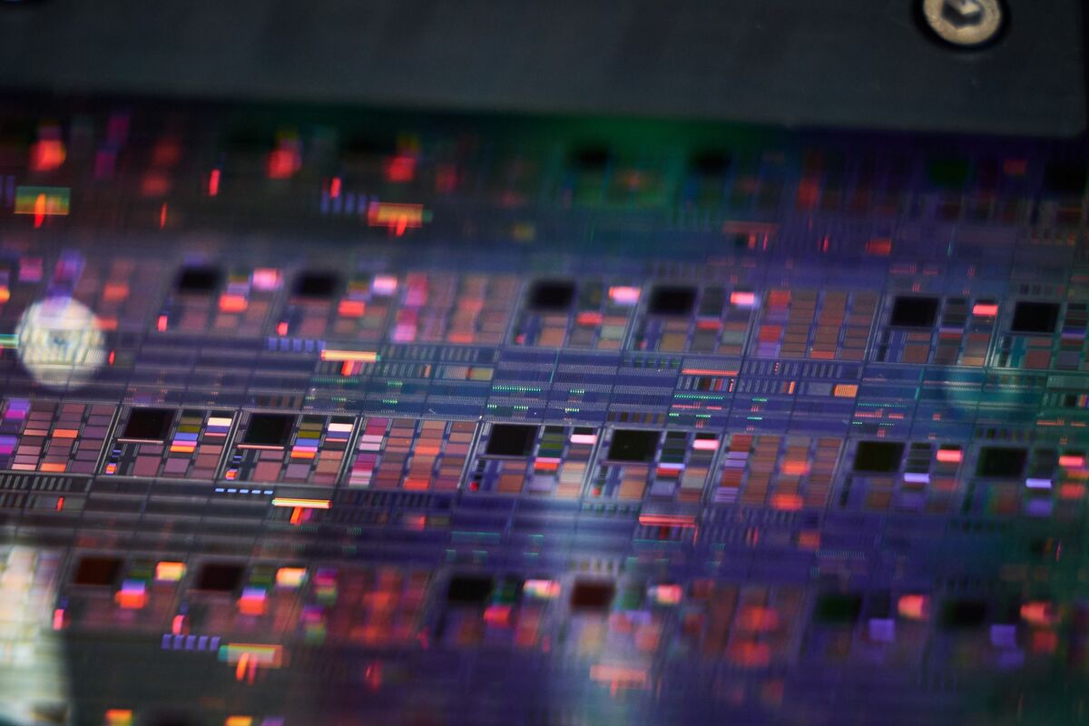 China Launches Anti-Dumping Probe Against Some US Chips