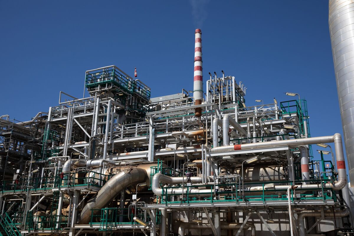 
                            Galp, Mubadala-Owned Moeve Explore Iberian Downstream Tie-Up