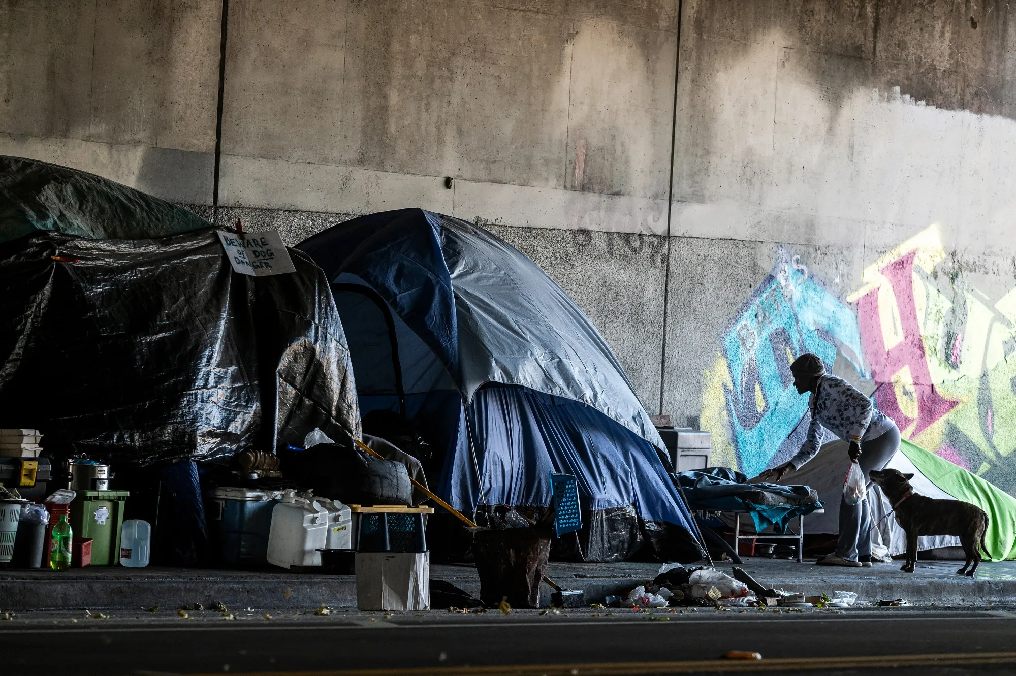 A&nbsp;homeless&nbsp;encampment in Oakland, California, in April.