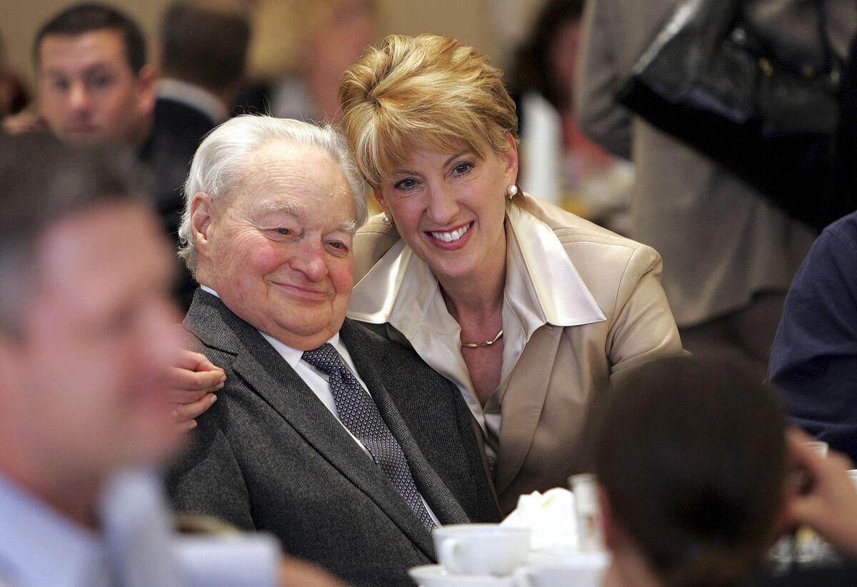 Is Carly Fiorina a Chip Off the Old Block? 