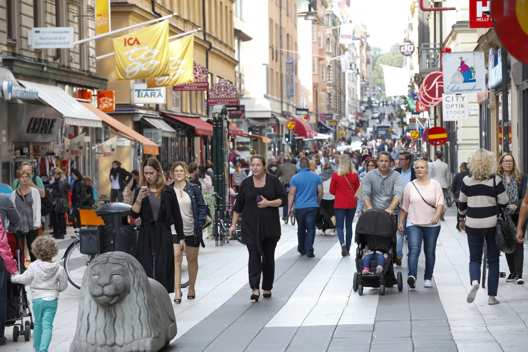 High Street Economy As Swedish Unemployment Rises