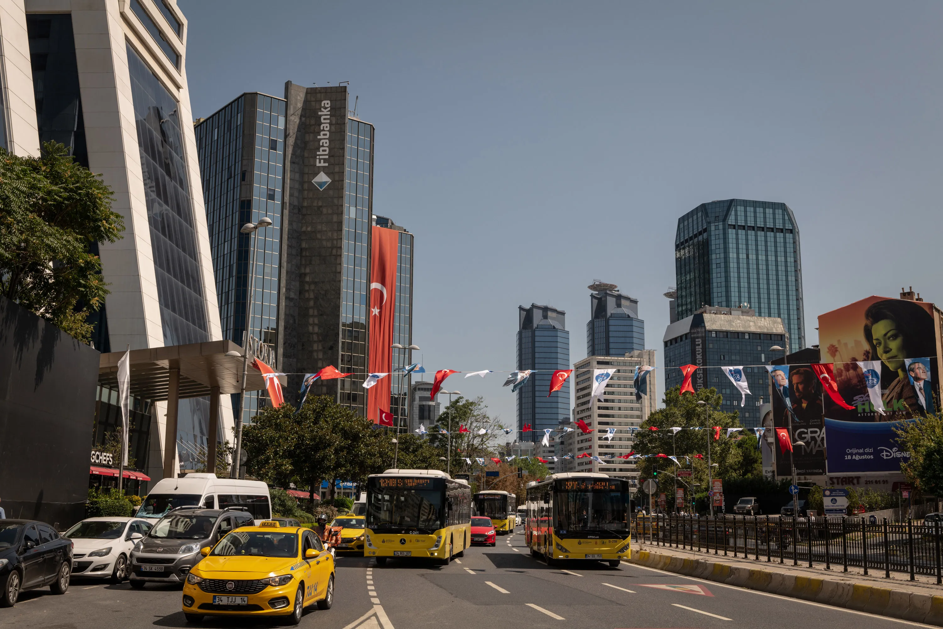 Skyscraper office buildings in the Levent area of Istanbul.&nbsp;
