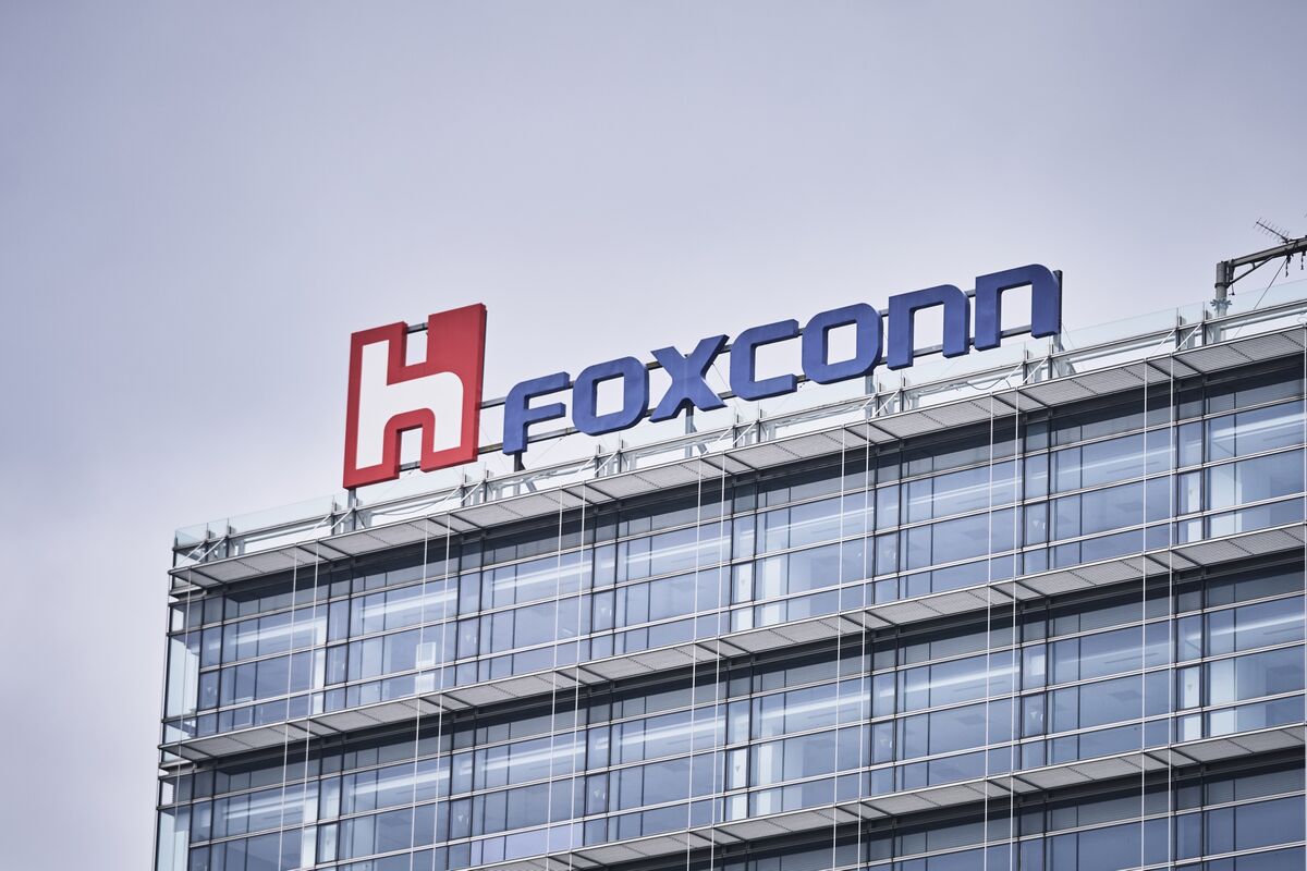 Foxconn to Operate SoftBank’s Stargate AI Server Site in Ohio