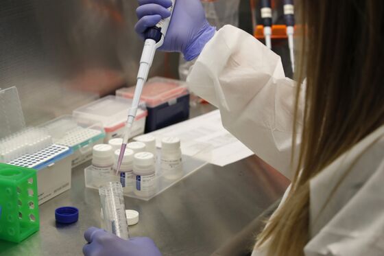 U.S. Finally Ramps Up Virus Testing, But Demand Still Outpaces Supply