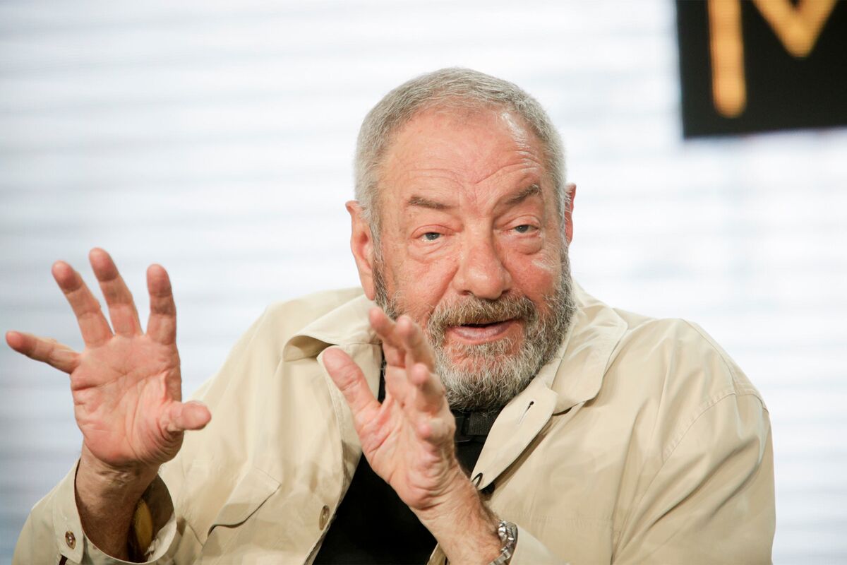 Producer Dick Wolf Signs New Nine-Figure Deal With Universal - Bloomberg