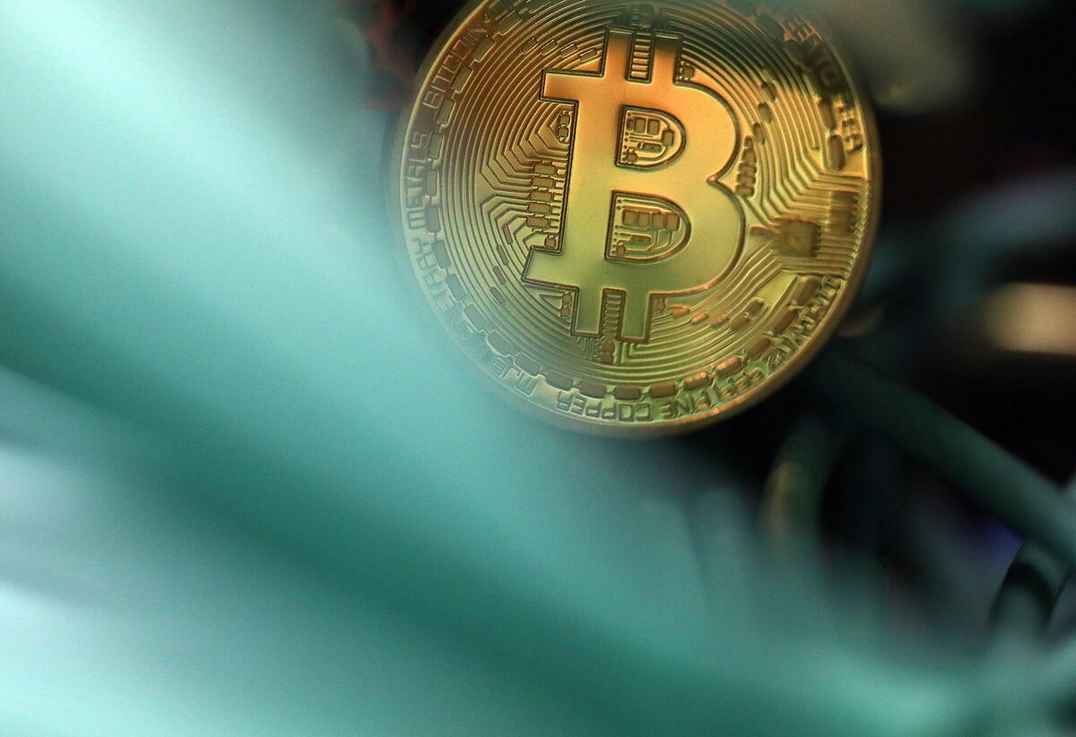 Analyst Tom Lee Says The Bitcoin Investment Trust Could Trip