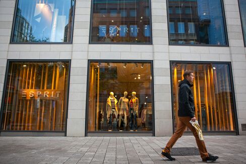 Esprit Forecasts Return to Profit After Cost Cuts