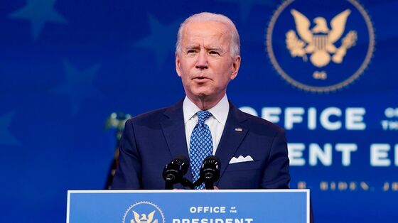 Biden Calls for More Aid Spending, Warns of ‘Darkest Days’ Ahead