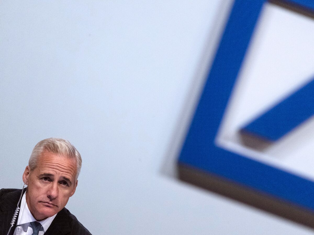 Deutsche Bank Investment Bank Head Ritchie Leaves in Revamp - Bloomberg