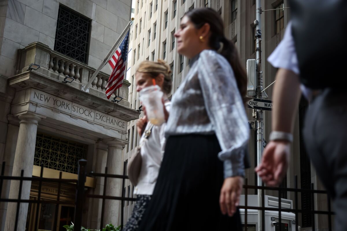 ブルームバーグのニュース記事「米株最高値更新の原動力、利益予想の引き上げ加速－持続性は不透明」の画像