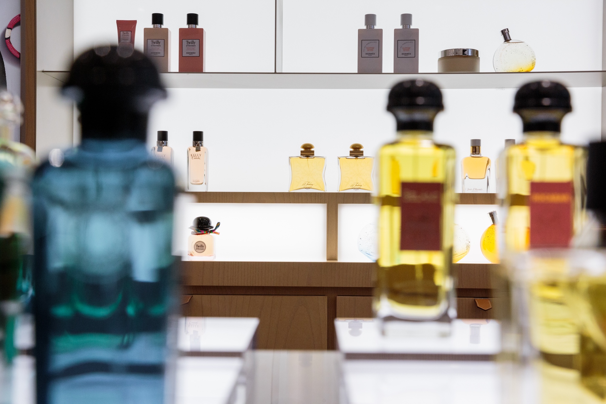 Are perfumes still luxury goods? - POLITECH